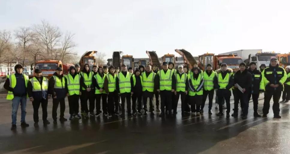Елордада жұмысшы мамандықтар байқауында «Астана Тазалық» көш бастады