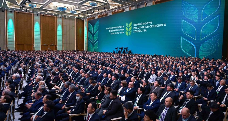 Президент Қасым-Жомарт Тоқаевтың қолынан ауыл шаруашылығы саласының 30 еңбеккері мемлекеттік награда алды