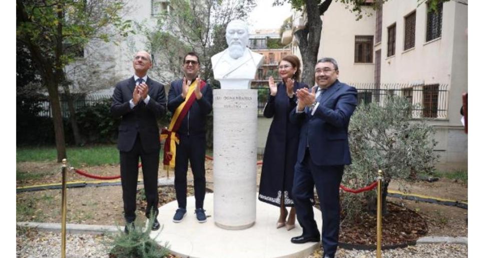 Италияда Абай Құнанбайұлының бюсті ашылды