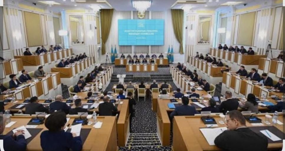 Жаңа Конституция жалпыхалықтық референдумға шығаруға дайын – Айдос Сарым