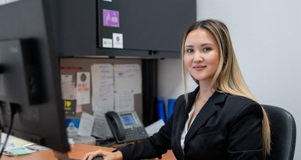 Мұнай-газ әлеміндегі әйел-инженер: Алина Суйешованың ерлігі