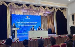 Президент кеңесшісі медицина, мәдениет және спорт өкілдерімен кездесті