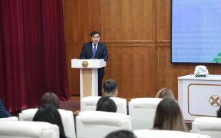 Мемлекеттік басқару академиясында Жаңа Конституцияның жобасы талқыланды