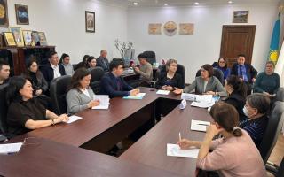 Астанада сарапшылар «Отбасылық құндылықтардың құқықтық негізі және әлеуметтік қорғау» - атты тақырыбы аясында жаңа Конституция жобасын талқылады