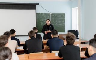 «БІРПАЛАТАЛЫ ПАРЛАМЕНТ: ҚОЛДАЙМЫН/ҚАРСЫМЫН» ТАҚЫРЫБЫНДА ЖАСТАР АРАСЫНДА КЕЗДЕСУ