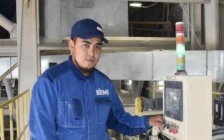 ӨНДІРІСТІҢ ӨЗ АДАМЫ